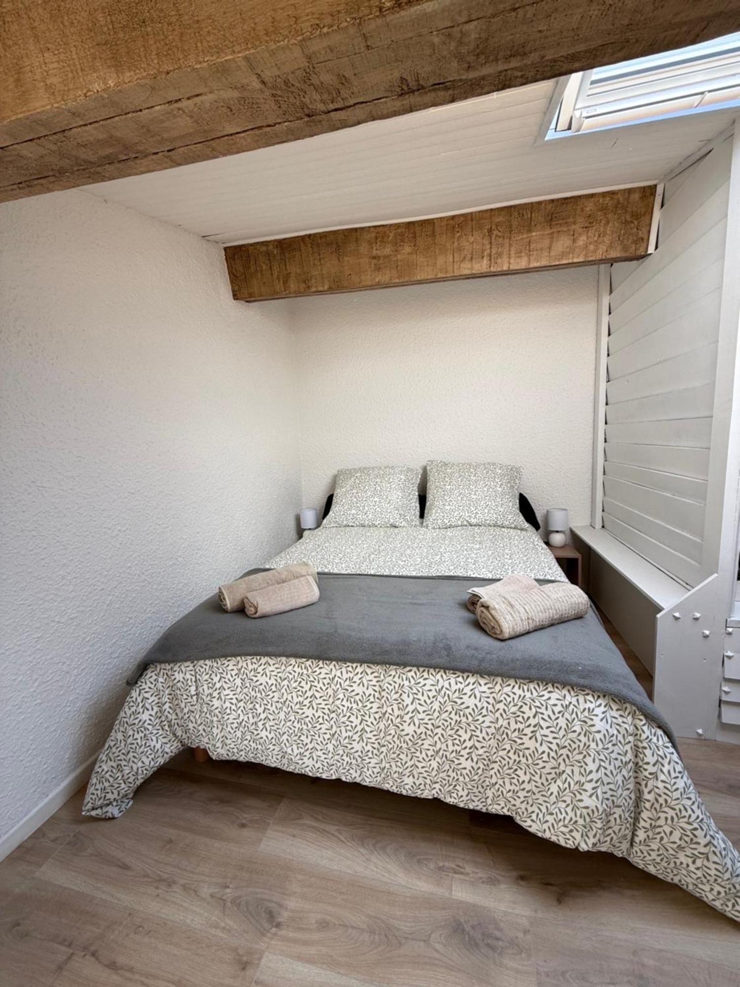 Le Nid Des Remparts Apartment
